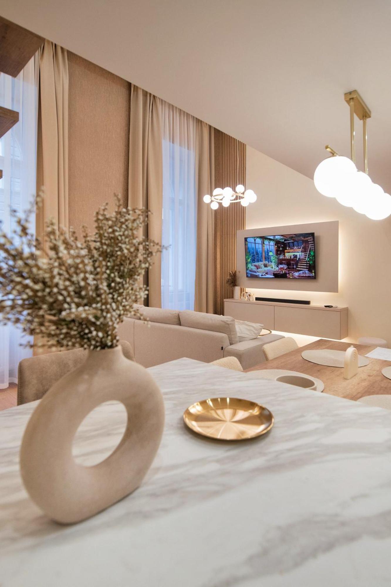 Hubner Apartment Budapest Exteriör bild